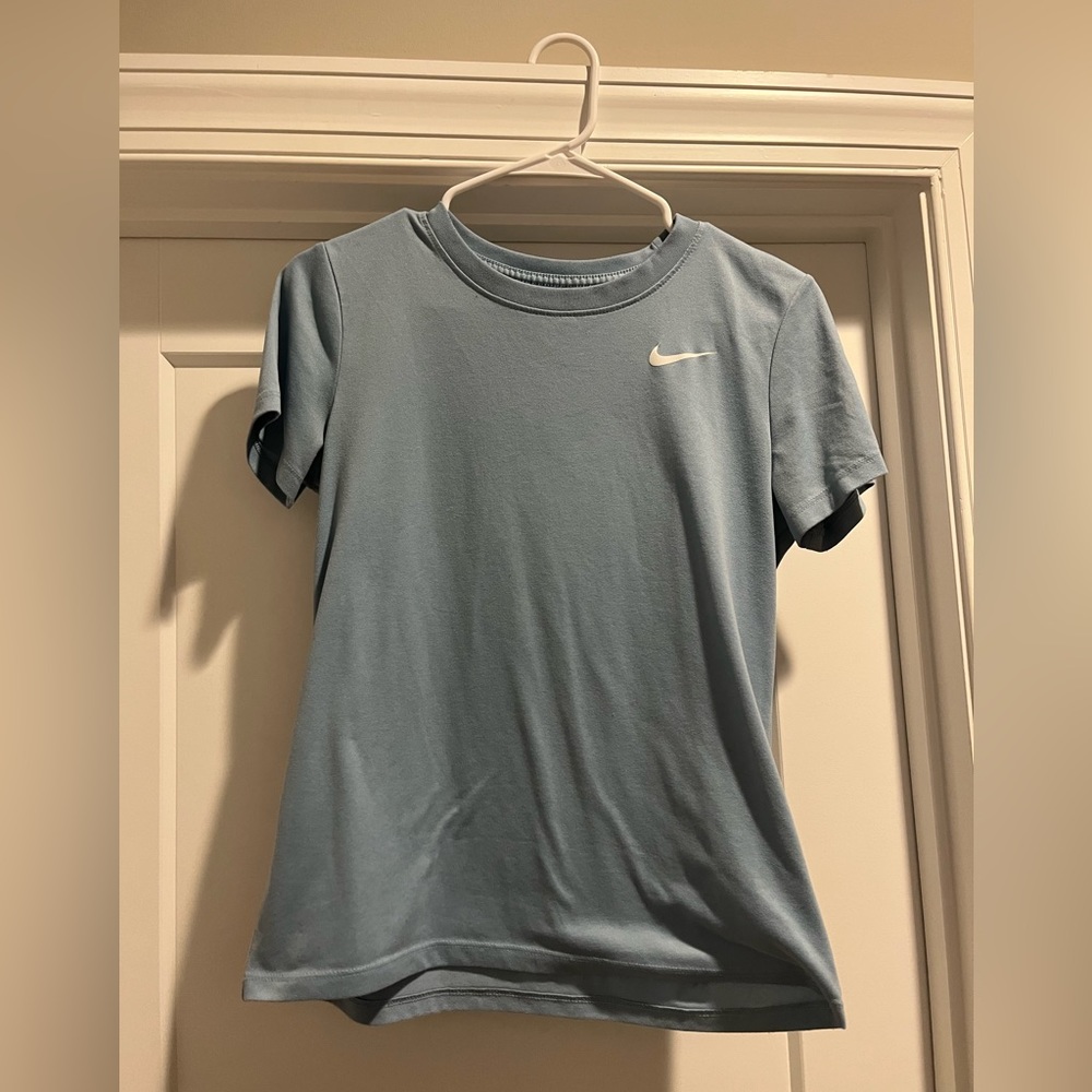 Women’s Nike Dri-Fit Tee Shirt Size Small
